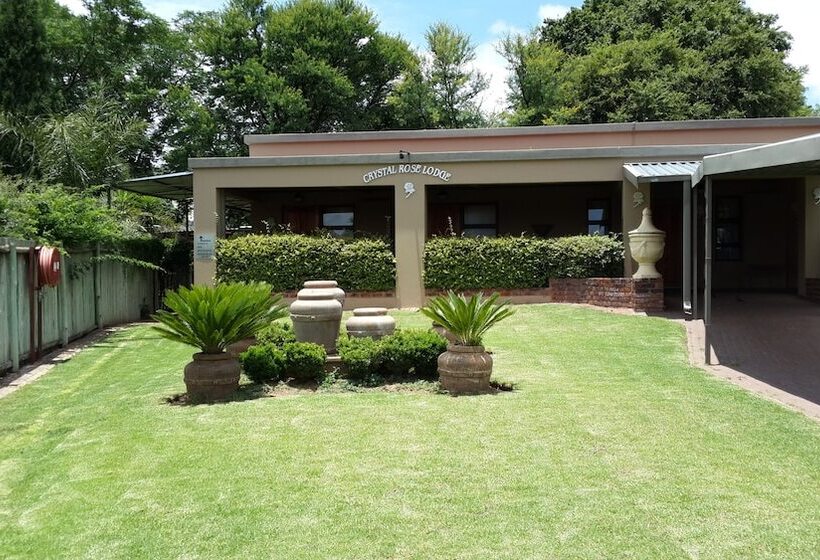 פנסיון Crystal Rose Lodge