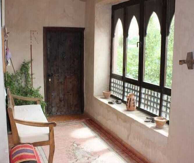 پانسیون Dar Si Hamou