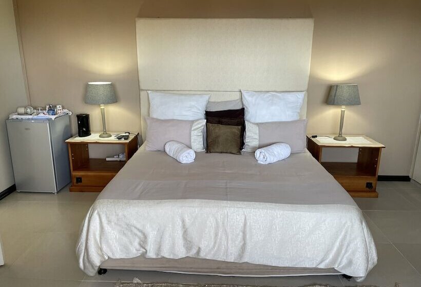 膳宿费 Eden Rose Manor B&b