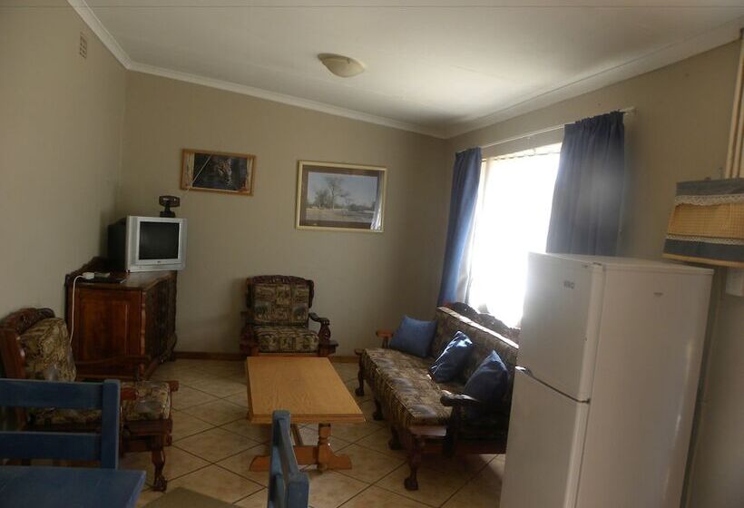 פנסיון Eikenhof Country Guesthouse