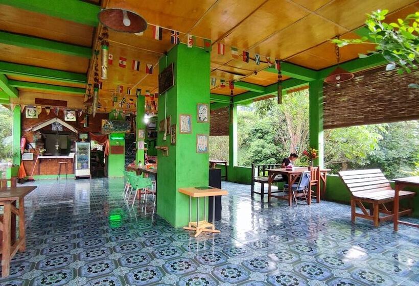 بنسيون Green Forest Tangkahan