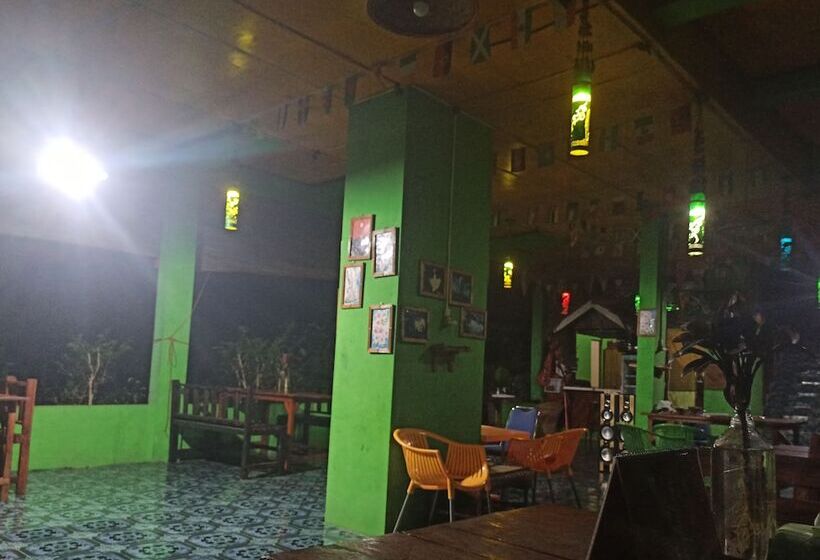 بنسيون Green Forest Tangkahan