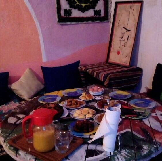 پانسیون Haddouch House