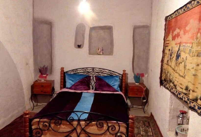 پانسیون Haddouch House