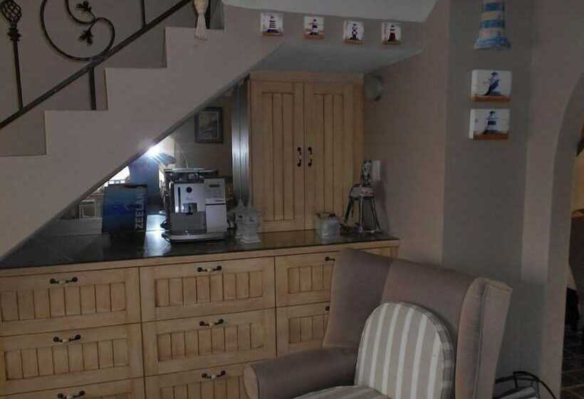 פנסיון Hamelin Guest House