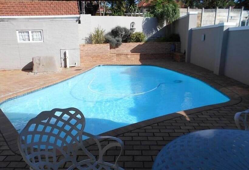 פנסיון Hamelin Guest House