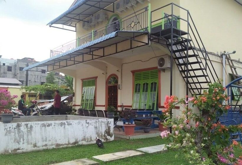 ペンション Home Stay Ridho Ilaahi Duri Riau