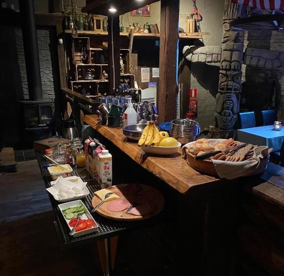 بنسيون J A Ranch Bed & Breakfast