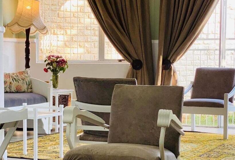 بنسيون Karoo Country Guesthouse