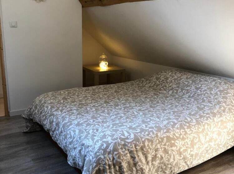 ペンション La Chambrée Des Colombes