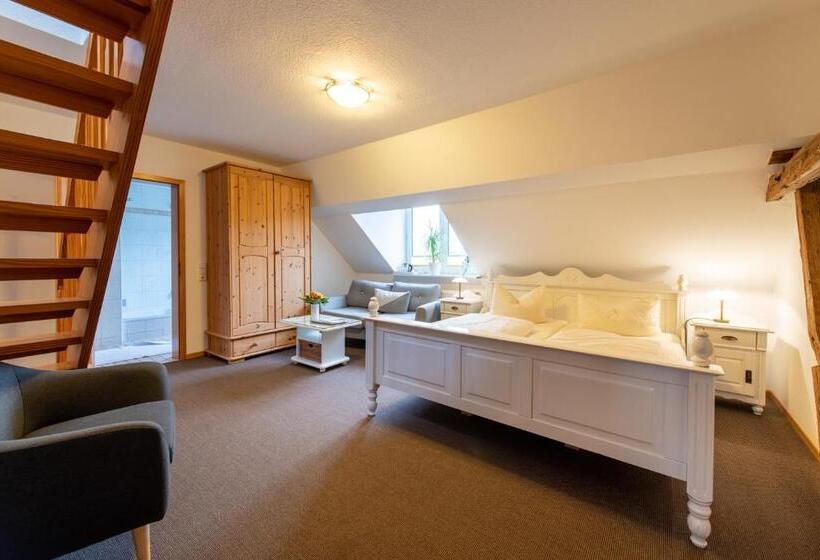 بنسيون Landhaus Jägerhof