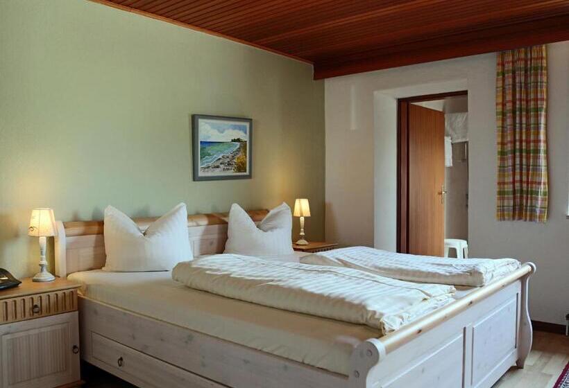 بنسيون Landhaus Jägerhof