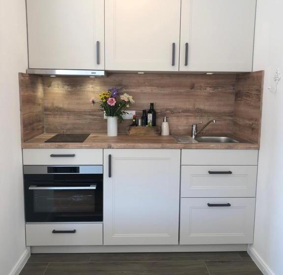 بنسيون Landhaus Jägerhof