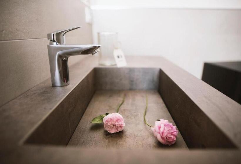 פנסיון Moonfra