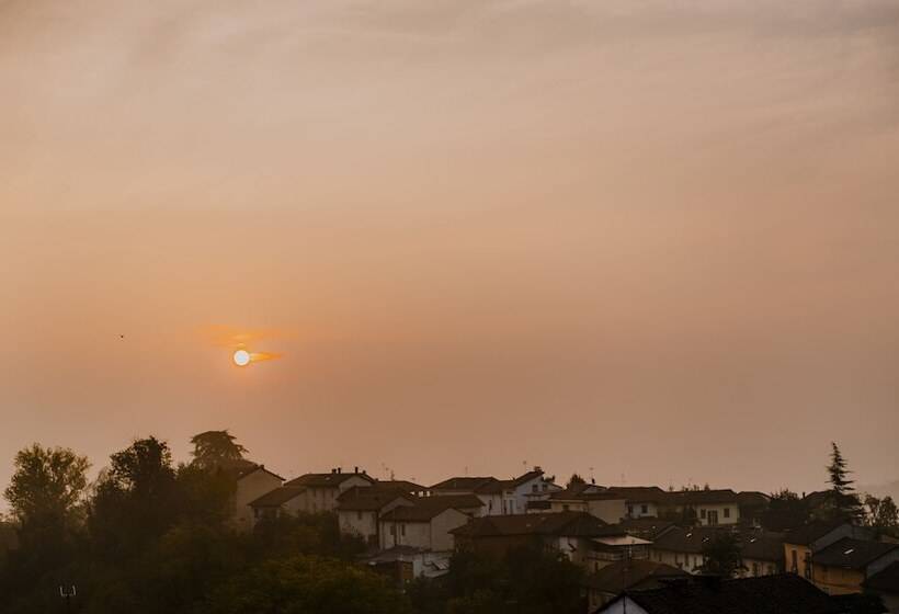 פנסיון Moonfra