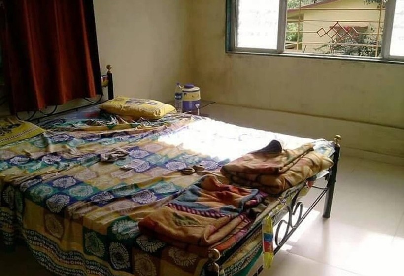 פנסיון Nandanvan Bungalow