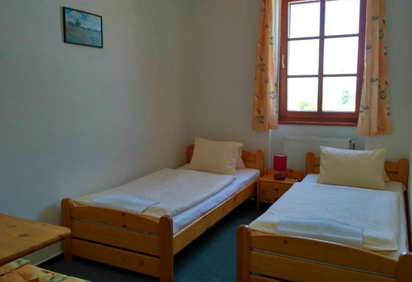 פנסיון Penzion Bouquet