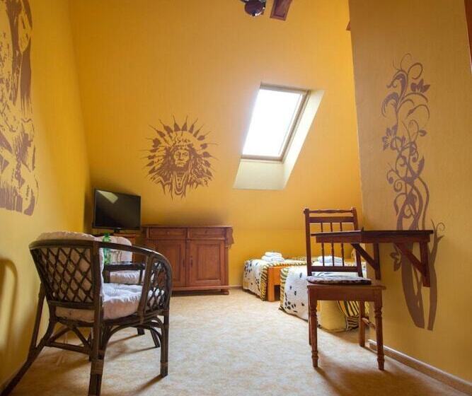 بنسيون Penzion Country Steak Restaurant