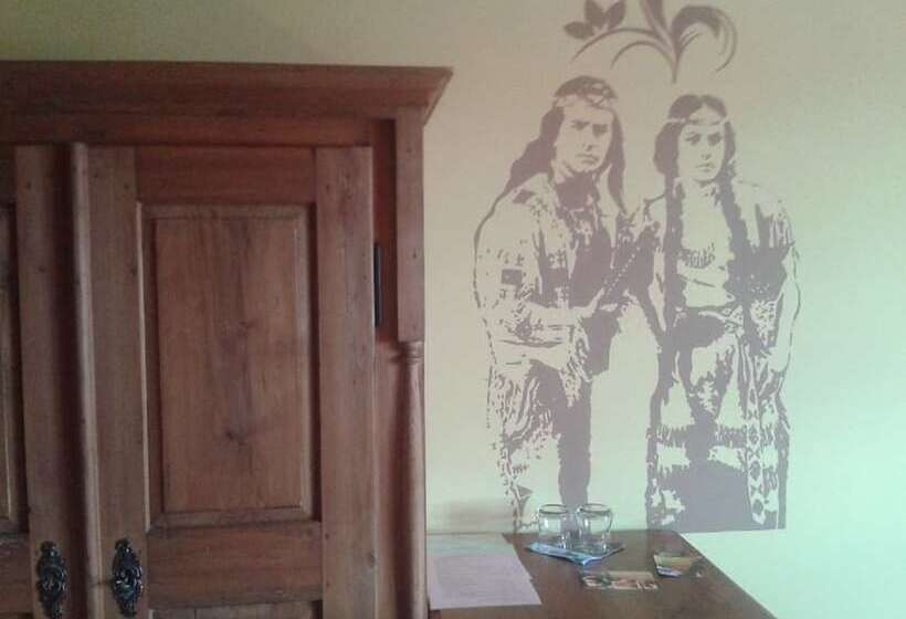 بنسيون Penzion Country Steak Restaurant