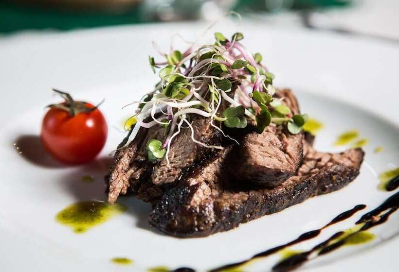 بنسيون Penzion Country Steak Restaurant