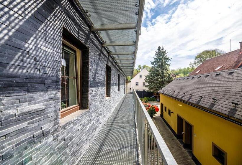 膳宿费 Penzion, Restaurant Gloria