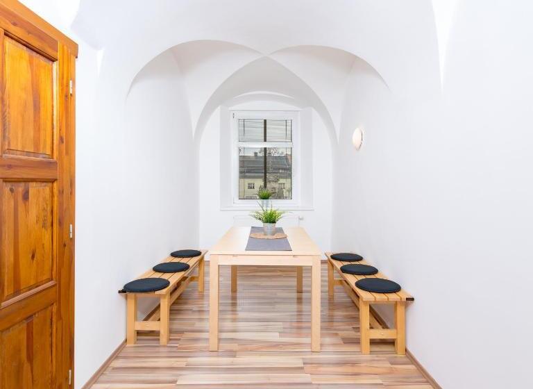 膳宿费 Penzion, Restaurant Gloria