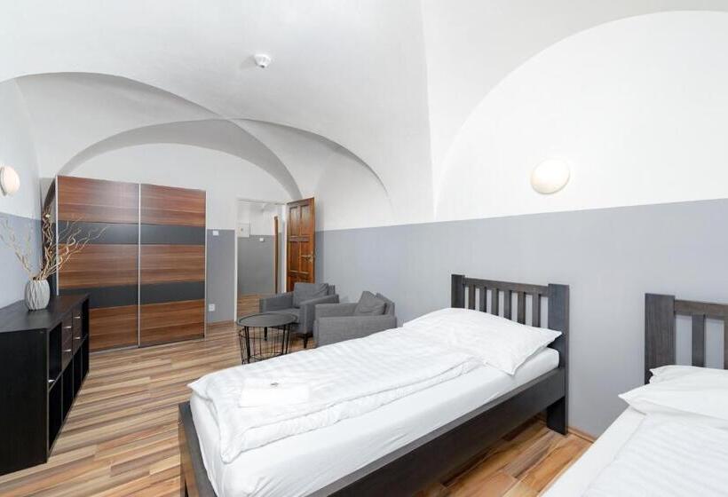 膳宿费 Penzion, Restaurant Gloria