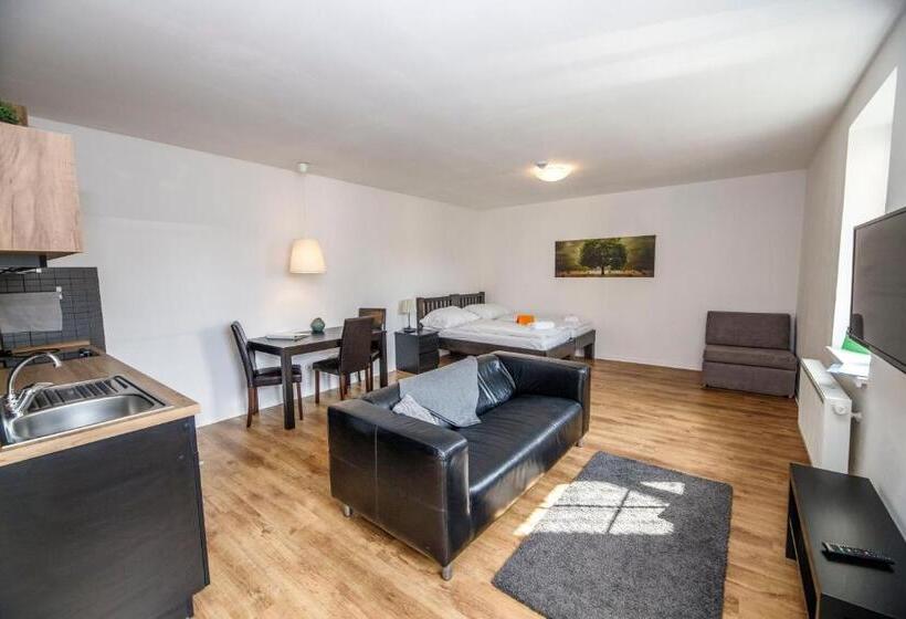 膳宿费 Penzion, Restaurant Gloria