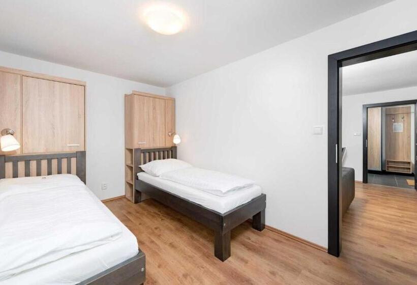 膳宿费 Penzion, Restaurant Gloria