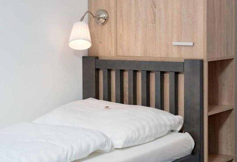 膳宿费 Penzion, Restaurant Gloria