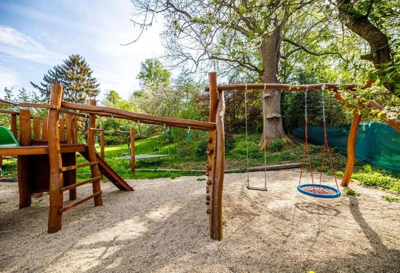 膳宿费 Penzion, Restaurant Gloria