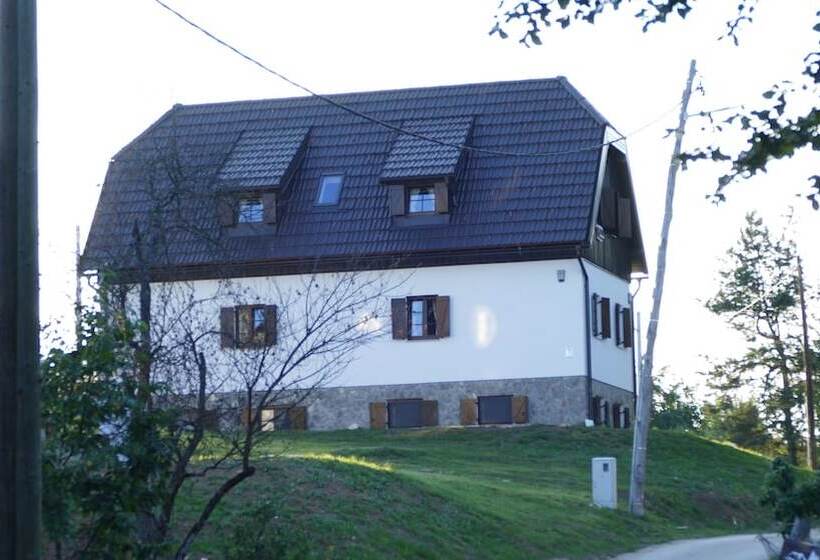 פנסיון Plitvice Lakes Villa Mija