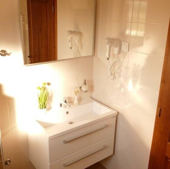 פנסיון Plitvice Lakes Villa Mija