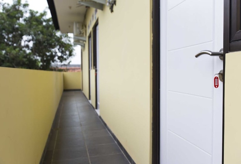 بنسيون Reddoorz @ Pekayon Bekasi