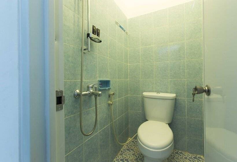 بنسيون Reddoorz @ Pekayon Bekasi