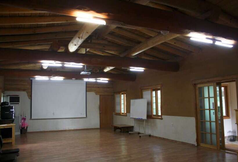 פנסיון Seunggok E Co Experience Village
