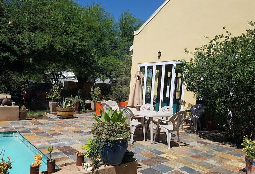 ペンション Steytlerville Villa Guest House