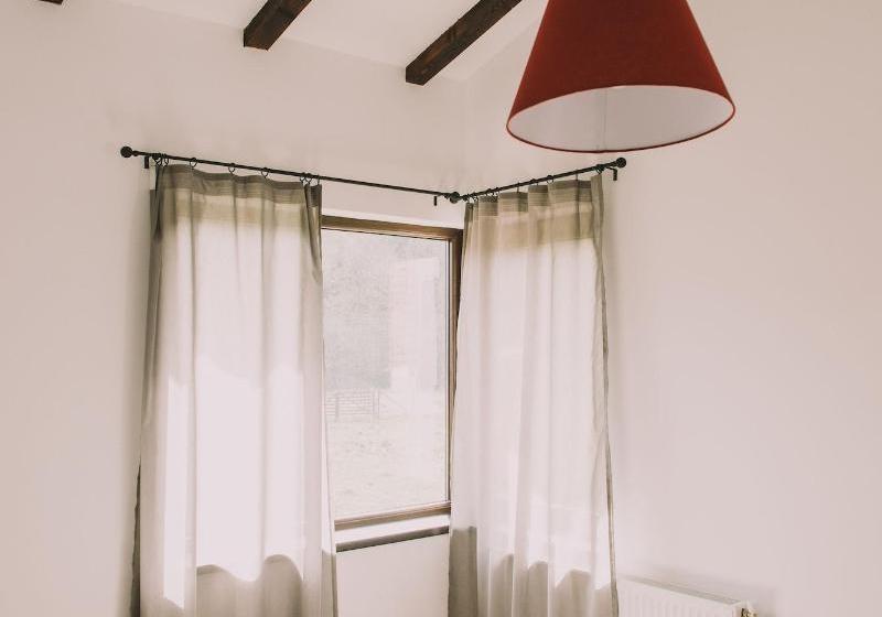 Пансион Valea Cu Ponei