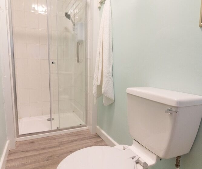 膳宿费 Valentia Lodge Serviced Accommodation