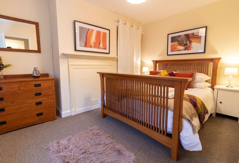 ペンション Valentia Lodge Serviced Accommodation