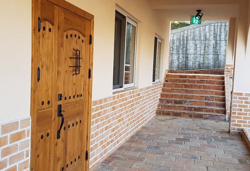 Pensão Dodo27 Guest House