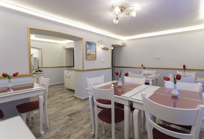 بنسيون Zeynep Hatun Otel