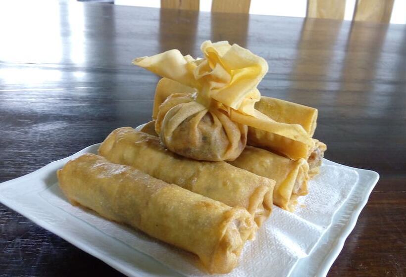 리조트 Castle Palace Kandy