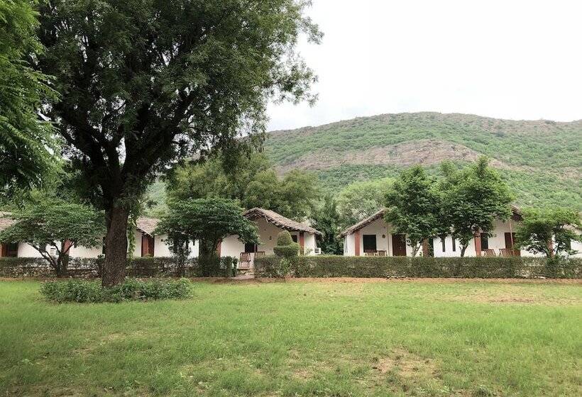 منتجع Geejgarh Eco Village By Opensky