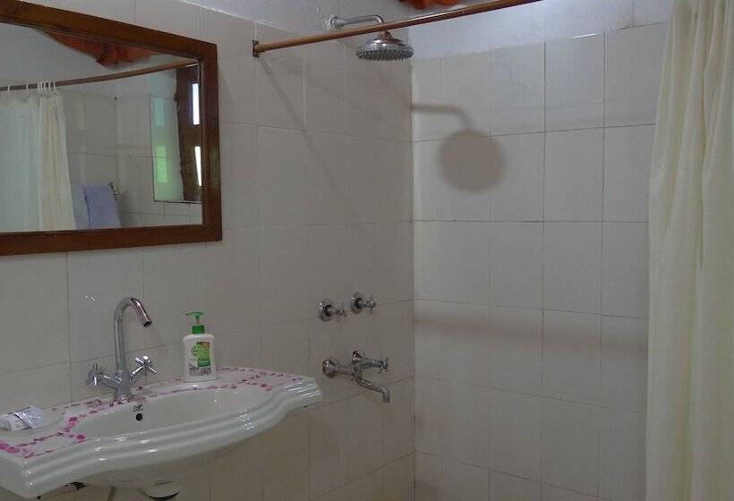 منتجع Geejgarh Eco Village By Opensky