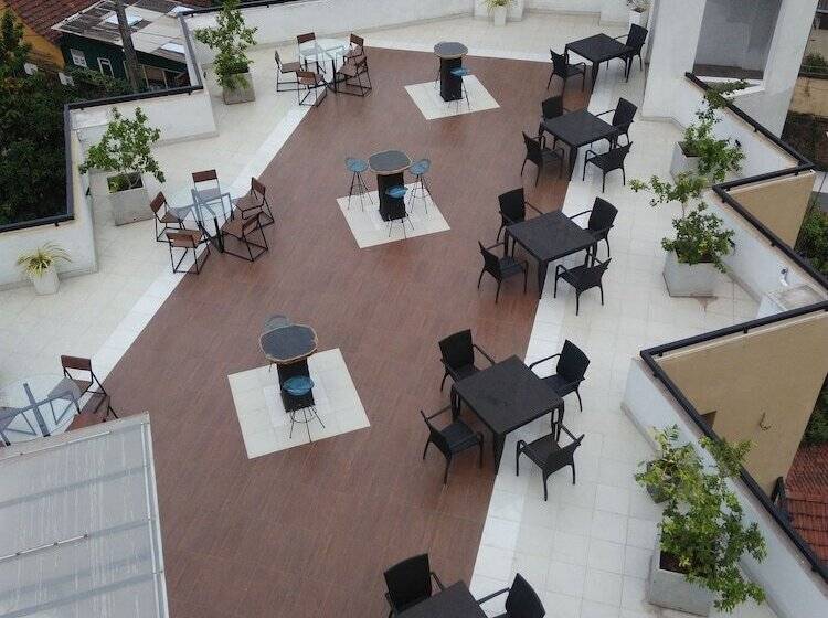 Saninro Hotel Ragama