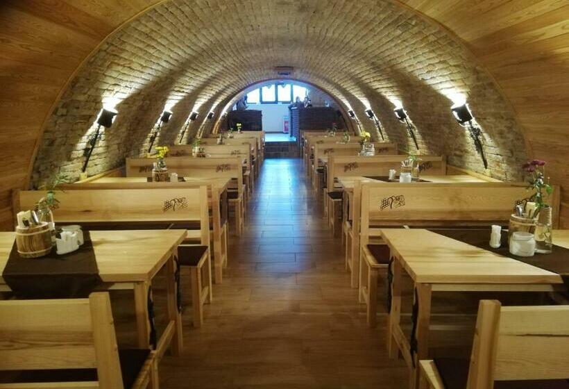 פנסיון Rodinný Wellness Hotel U Langrů