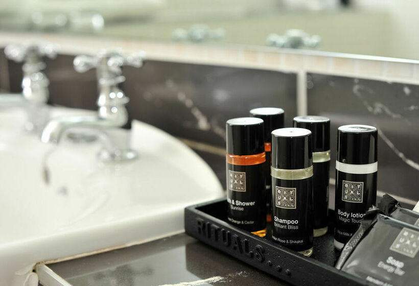 Athenaeum House Hotel