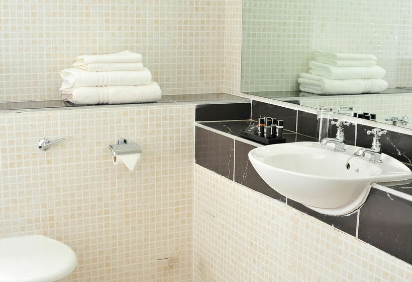 Athenaeum House Hotel