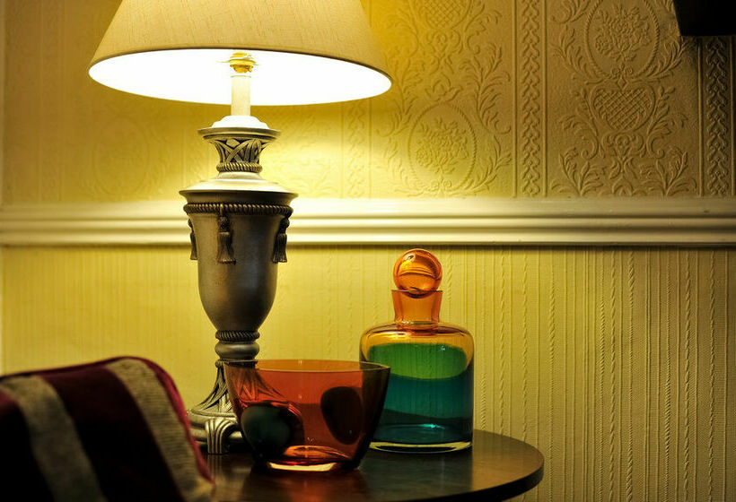 Athenaeum House Hotel